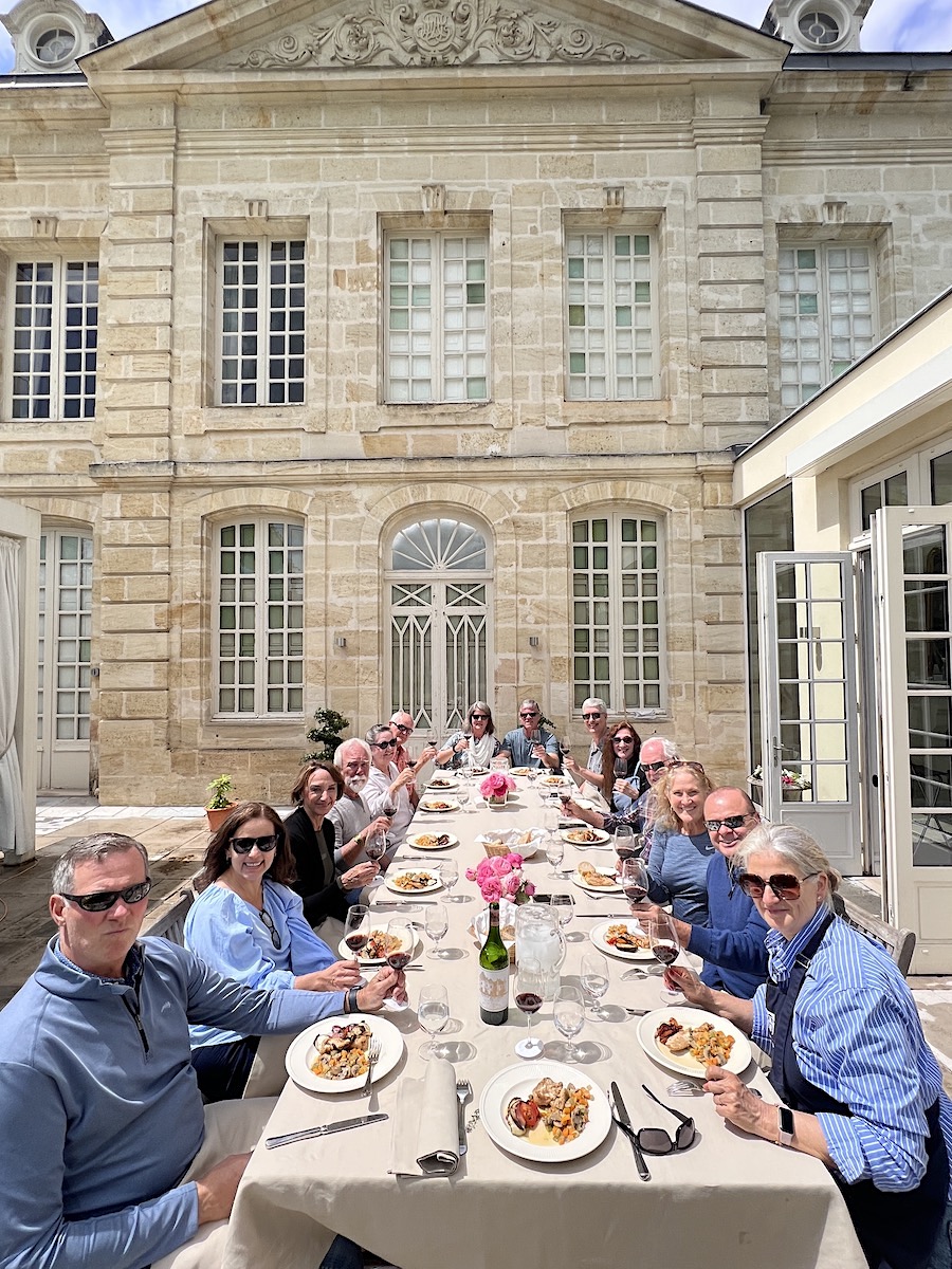 Drinking First Growths for lunch on the patio of Chateau Coulon Laurensac is what we call a true Bordeaux Wine Experience on the Bordeaux Grand Cru Tour I, May 2023