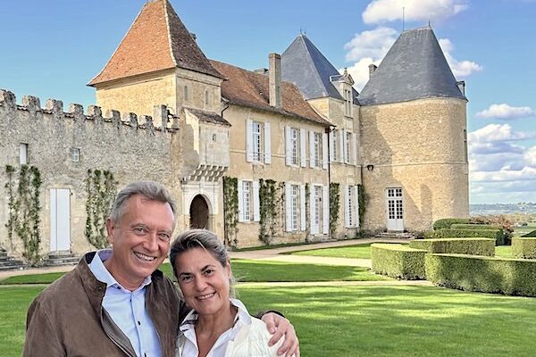 Liza Pelekanou and John Pavlidis